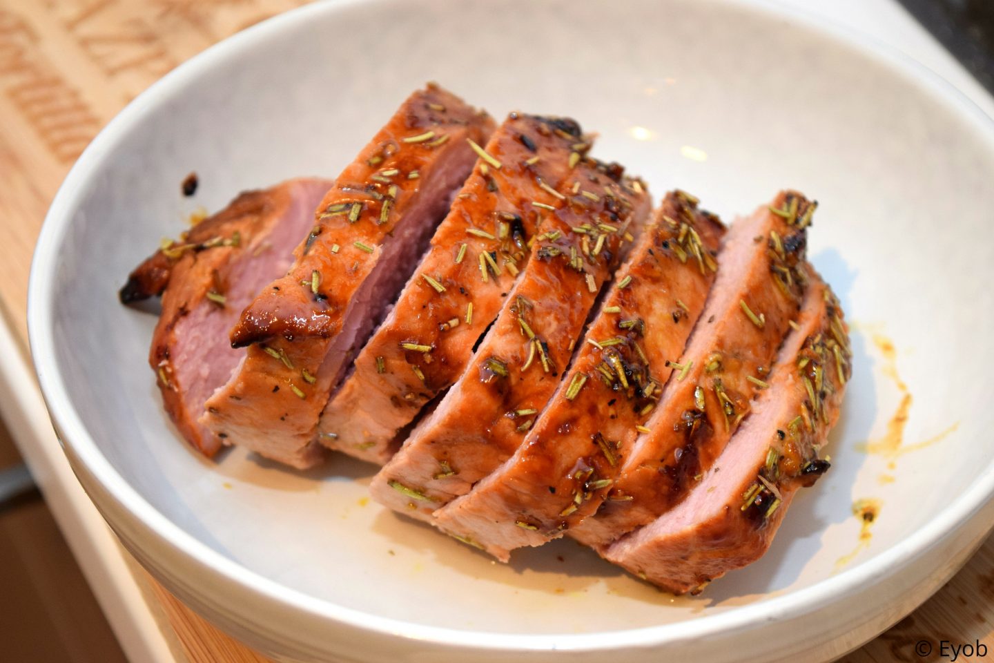 Beenham uit de oven met sinaasappeldressing